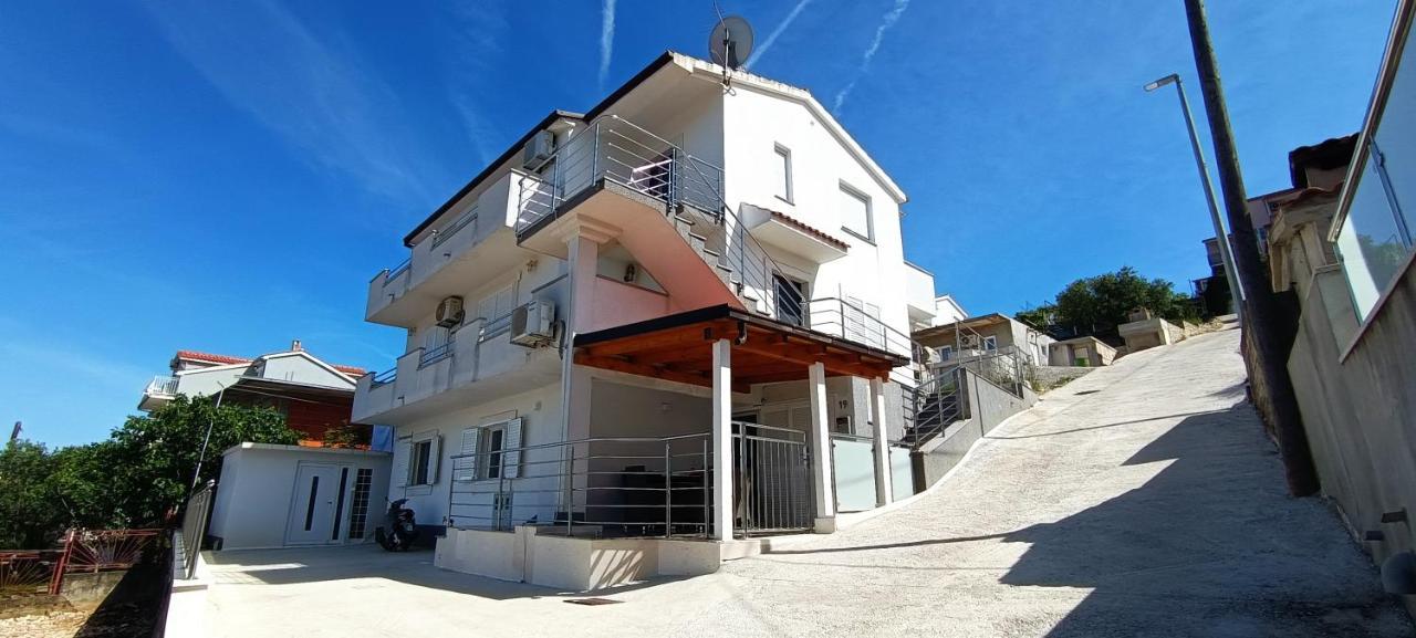 Apartman Renata & Apartman Maja Trogir Exterior foto